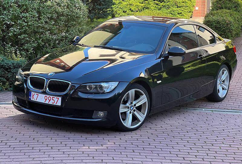 BMW 320 2010