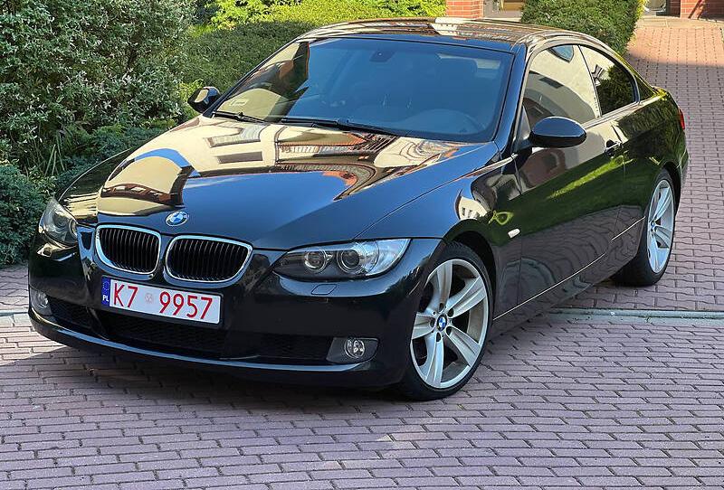 BMW 320 2010