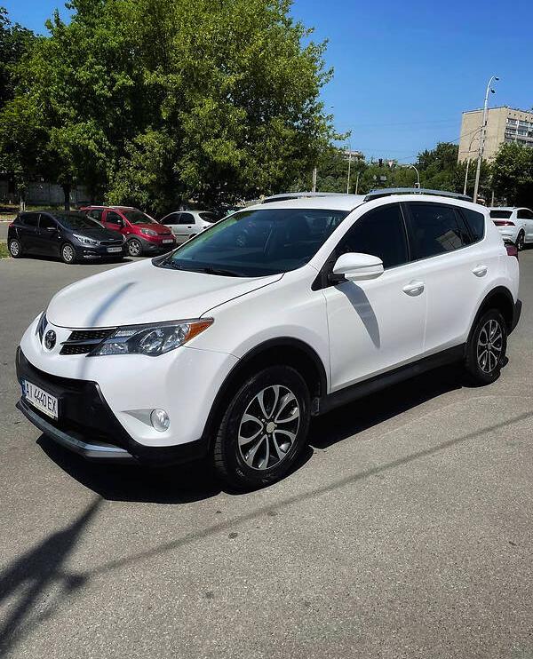 Toyota RAV4 2014