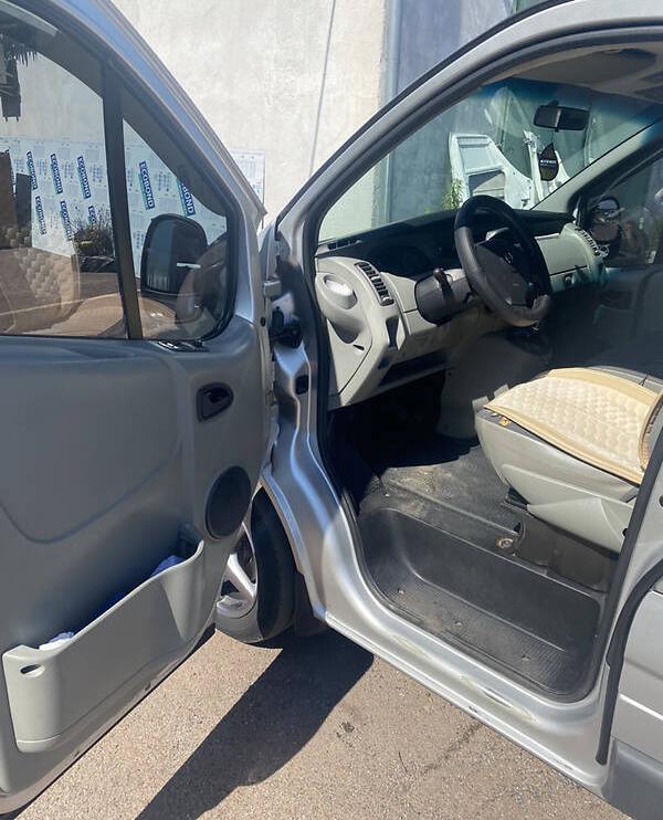 Opel Vivaro груз. 2007
