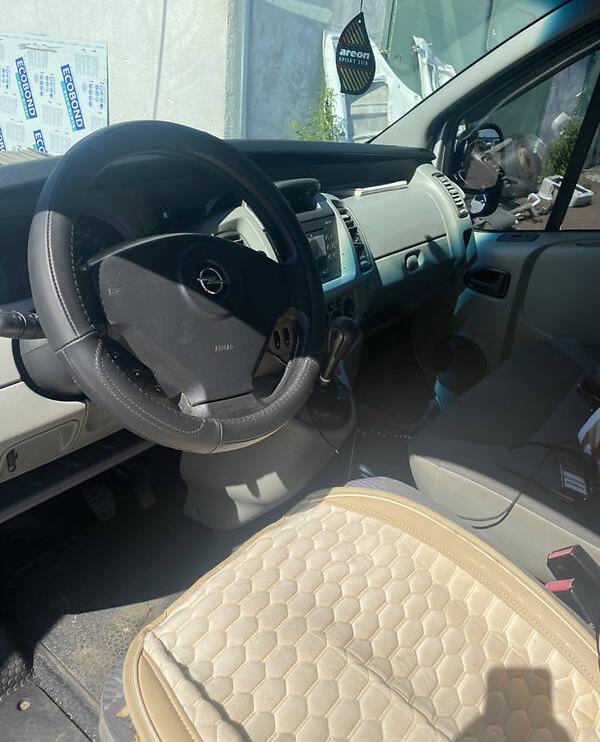 Opel Vivaro груз. 2007