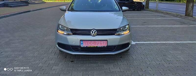 Volkswagen Jetta 2011