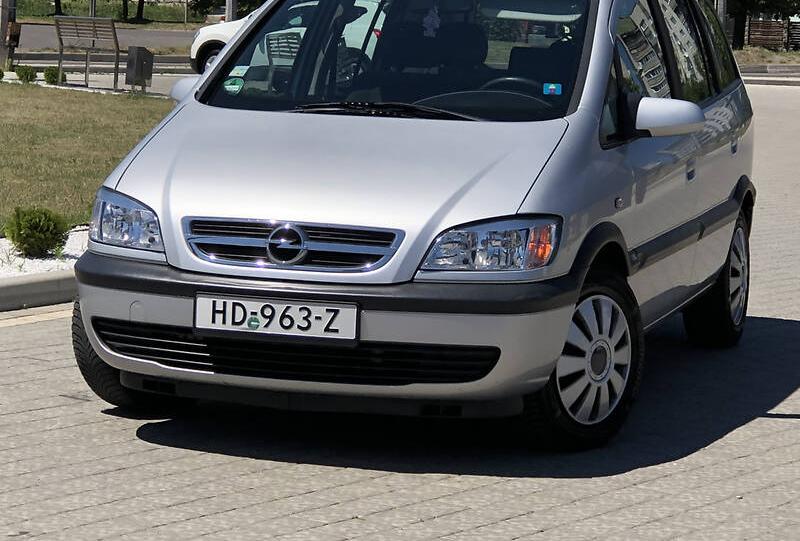 Opel Zafira NjoY 2004