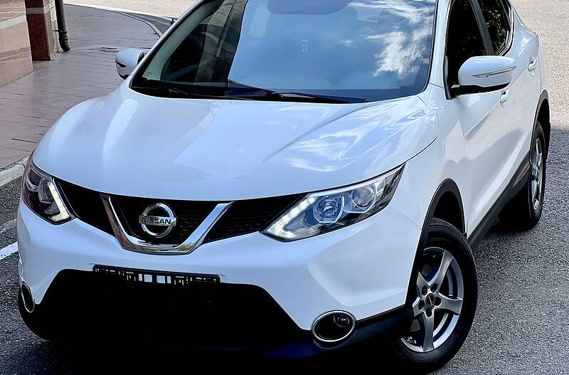 Nissan Qashqai O F F I C I A L S 2017