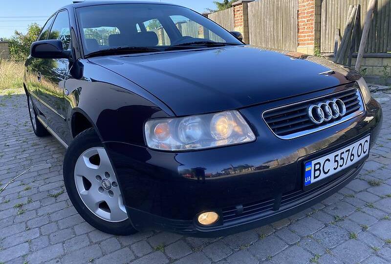 Audi A3 Alcantara mpi 2002