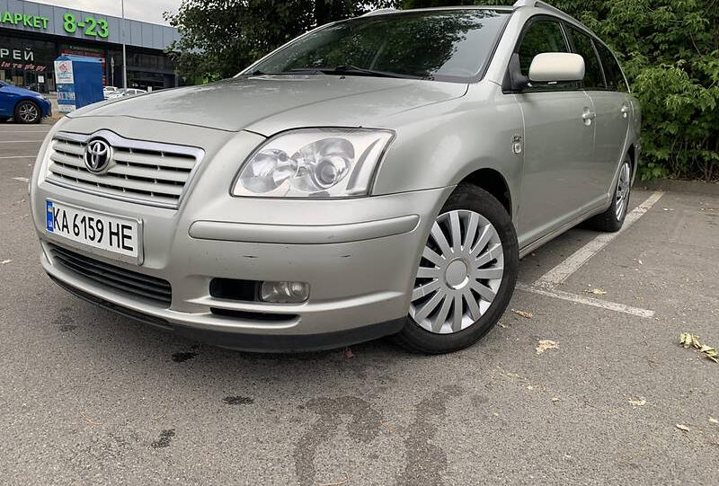 Toyota Avensis 2004