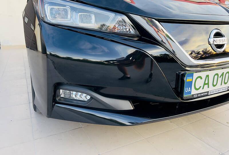 Nissan Leaf SV  2019