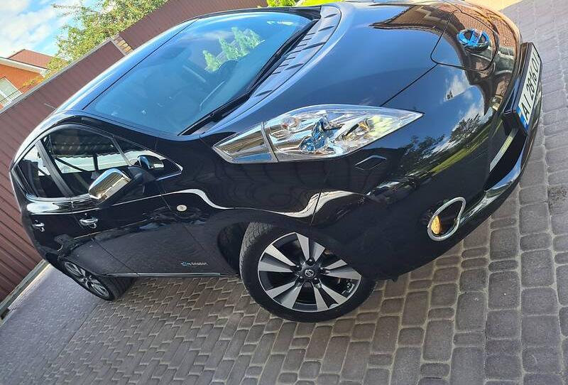 Nissan Leaf 2014