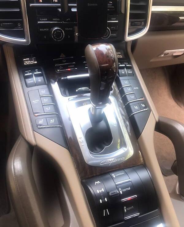 Porsche Cayenne 2011