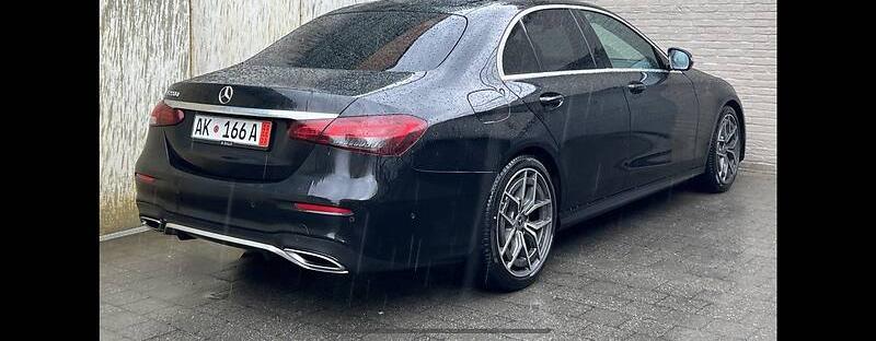 Mercedes-Benz E 220 AMG  2020