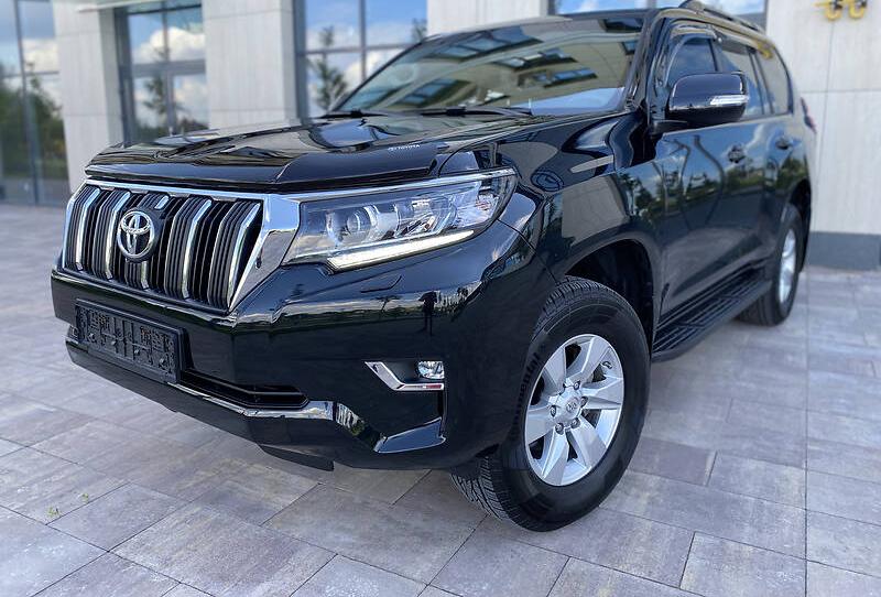 Toyota Land Cruiser Prado 150 2021