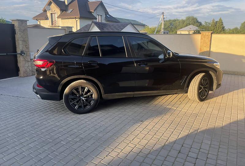 BMW X5 2021