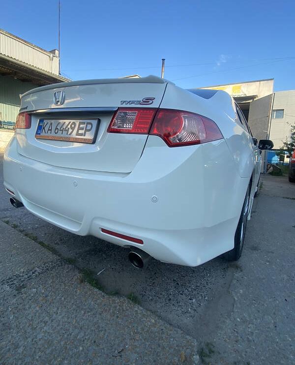 Honda Accord Type S 2011
