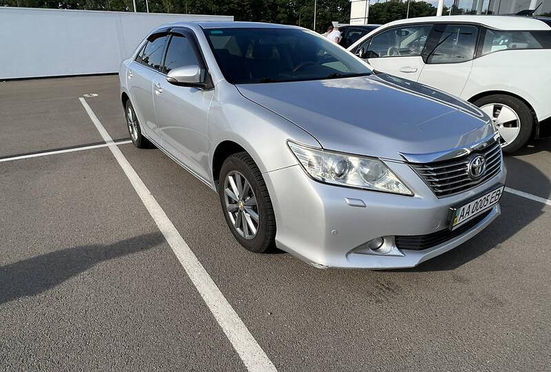Toyota Camry 2011