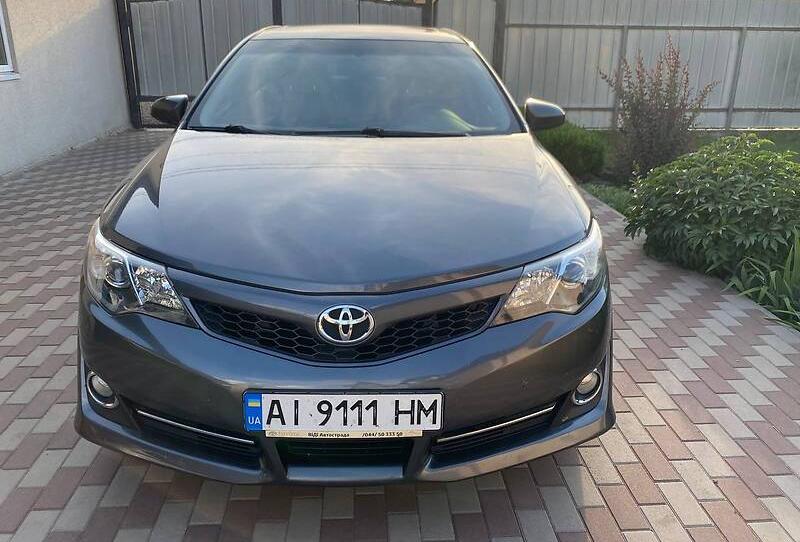 Toyota Camry SE 2013