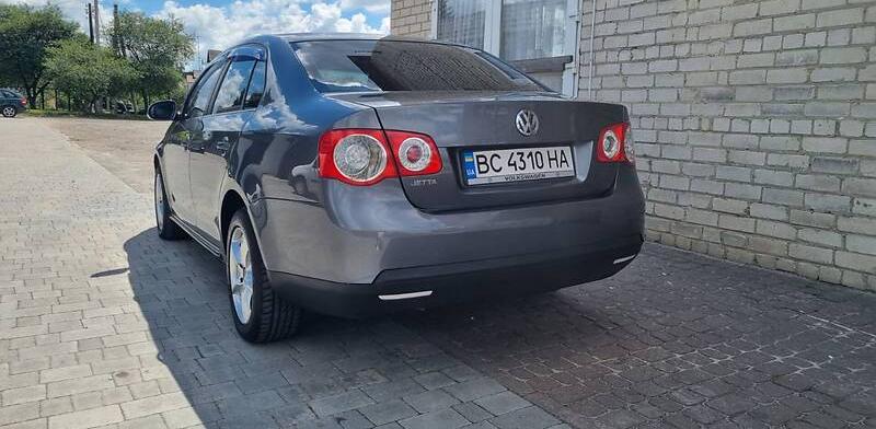 Volkswagen Jetta 2008