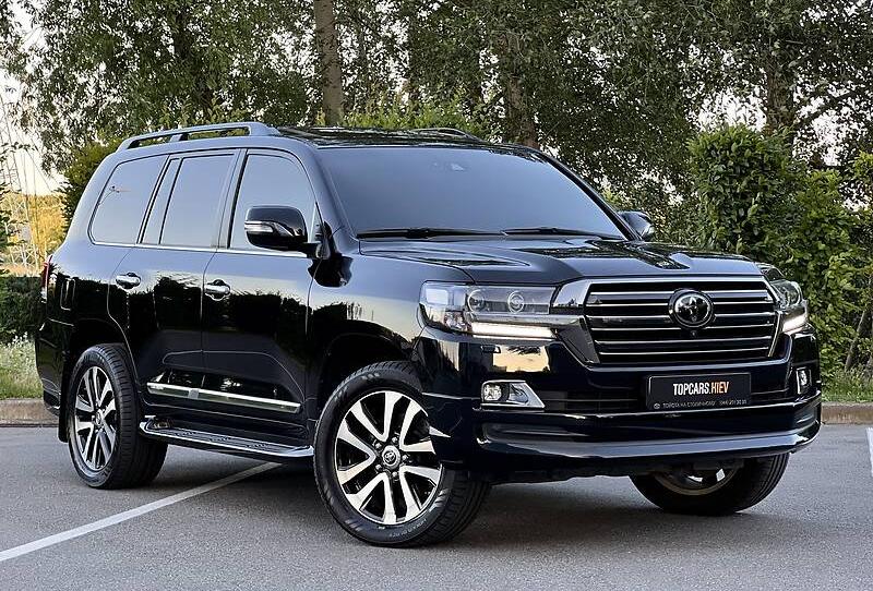 Toyota Land Cruiser 200 Excalibur 2018