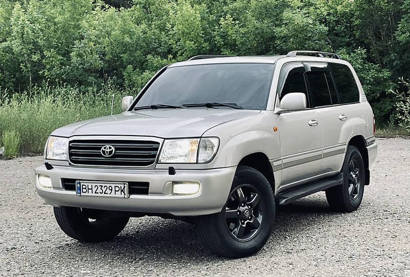 Toyota Land Cruiser 100 2004