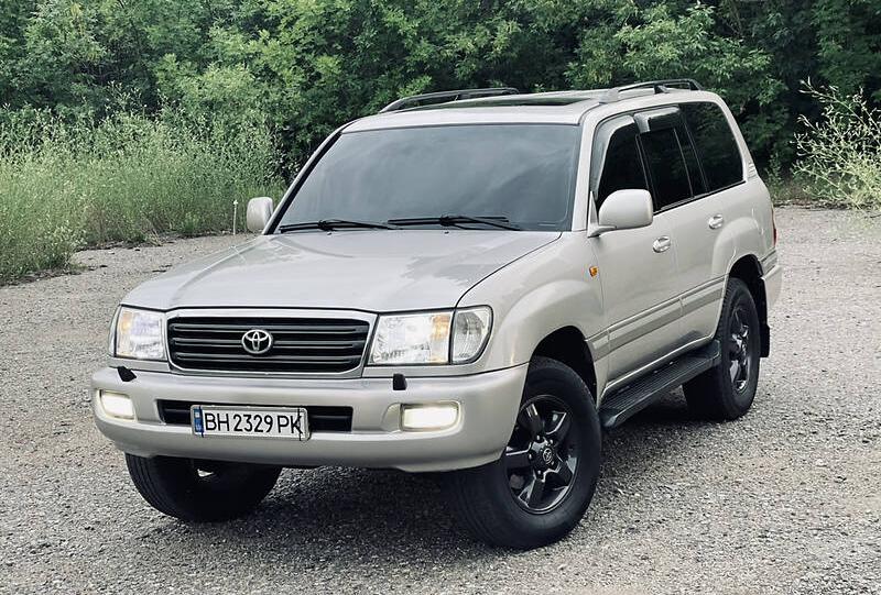 Toyota Land Cruiser 100 2004
