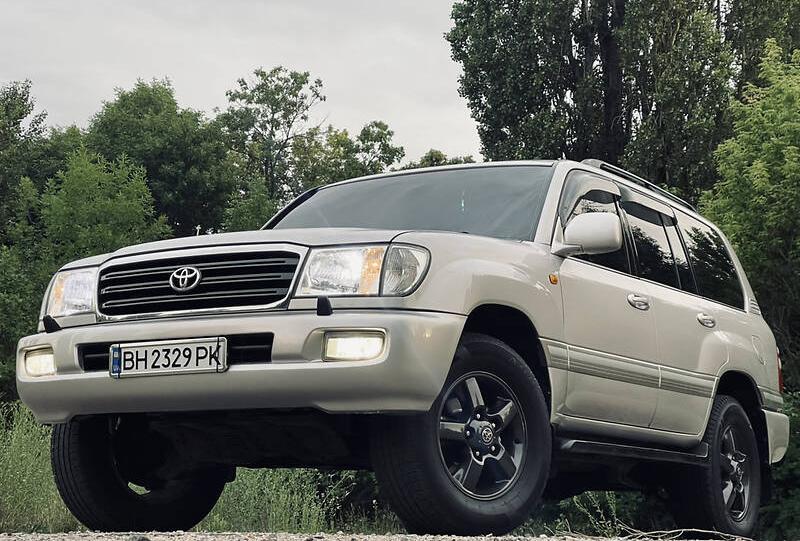 Toyota Land Cruiser 100 2004