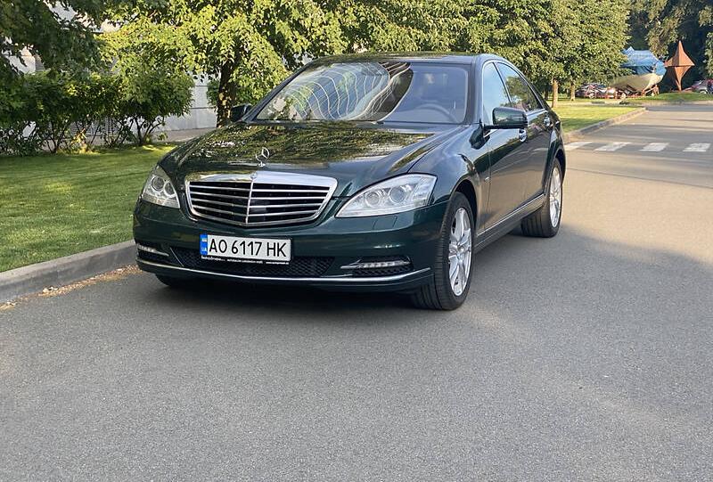 Mercedes-Benz S 350 4maticBlueefficiency 2011