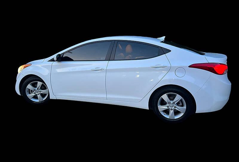 Hyundai Elantra 2013