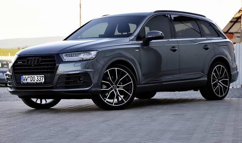 Audi Q7 S LINE 3X MATRIX  2018