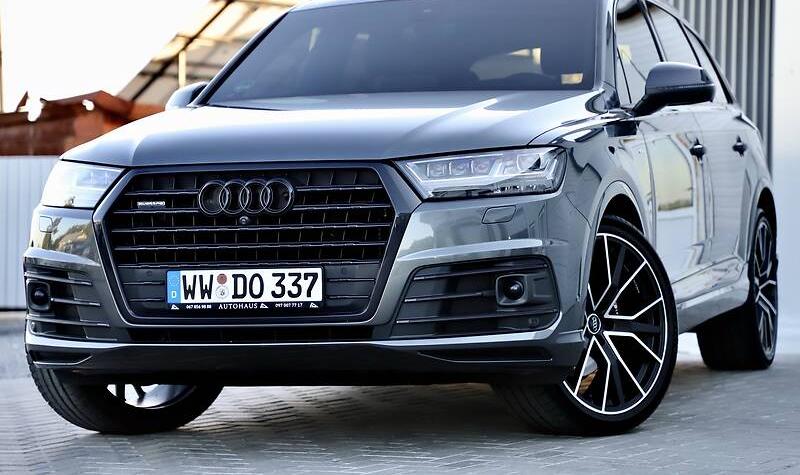 Audi Q7 S LINE 3X MATRIX  2018