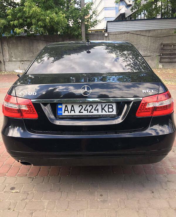 Mercedes-Benz E 200 2012