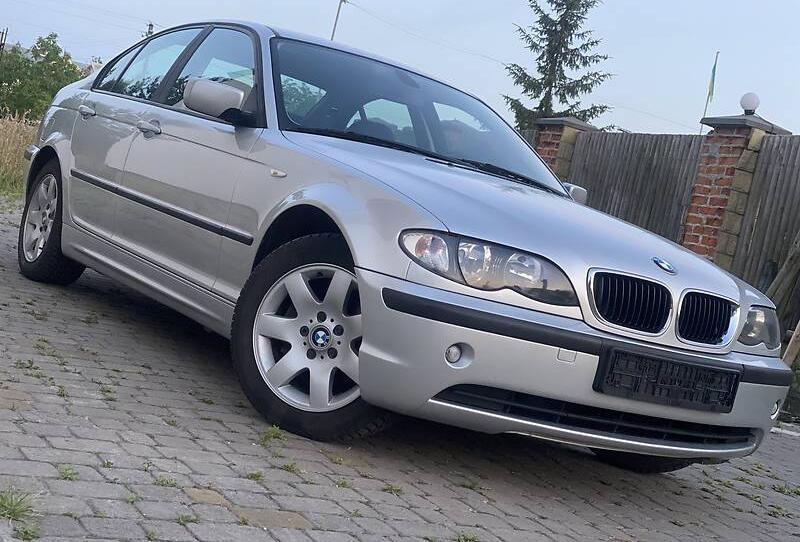 BMW 318 2003