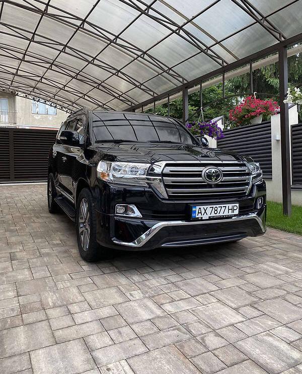 Toyota Land Cruiser 200 2017