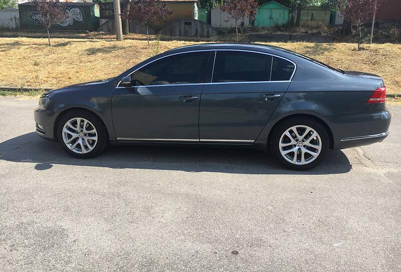 Volkswagen Passat B7 2012
