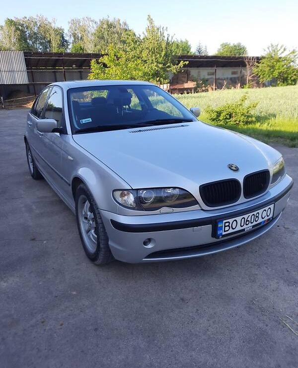 BMW 318 2002
