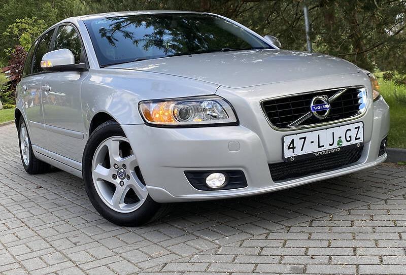 Volvo V50 SUMMUM EDITION 2011