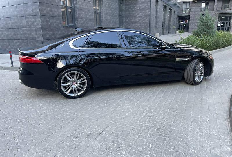 Jaguar XF 2015