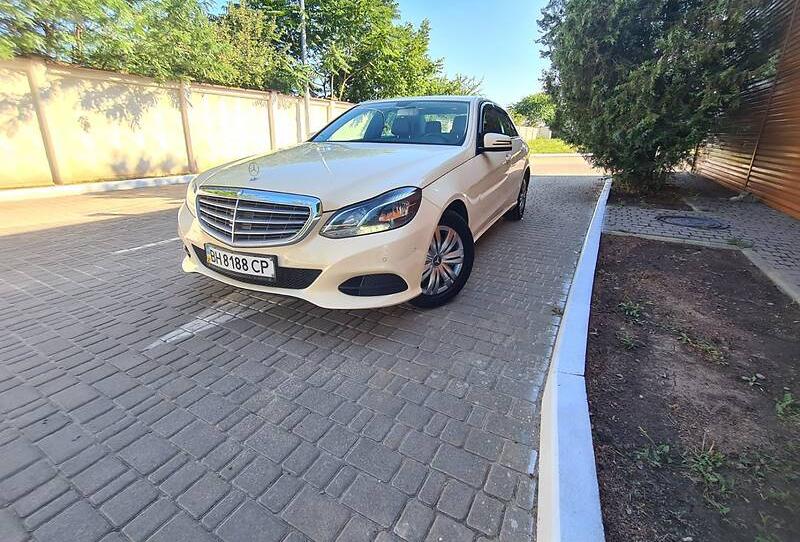 Mercedes-Benz E 200 2015