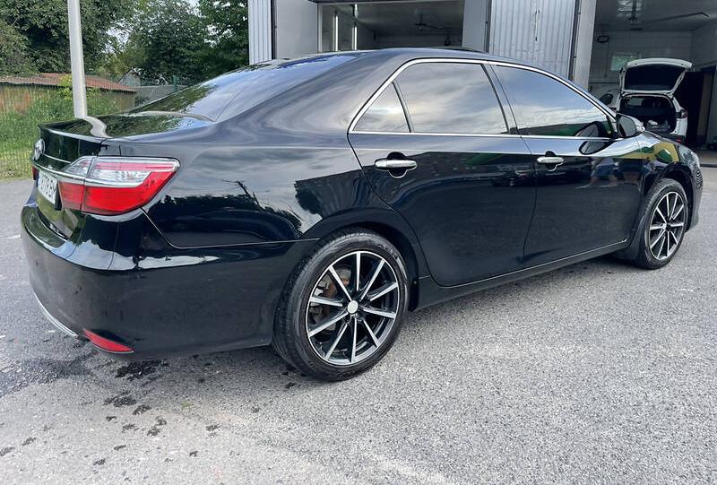 Toyota Camry 2016