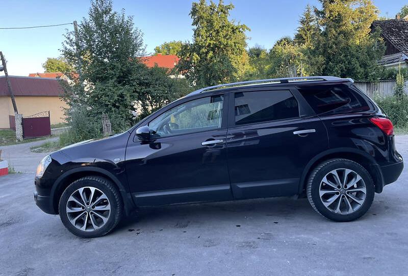 Nissan Qashqai+2 2009