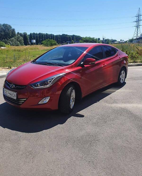 Hyundai Elantra 2012