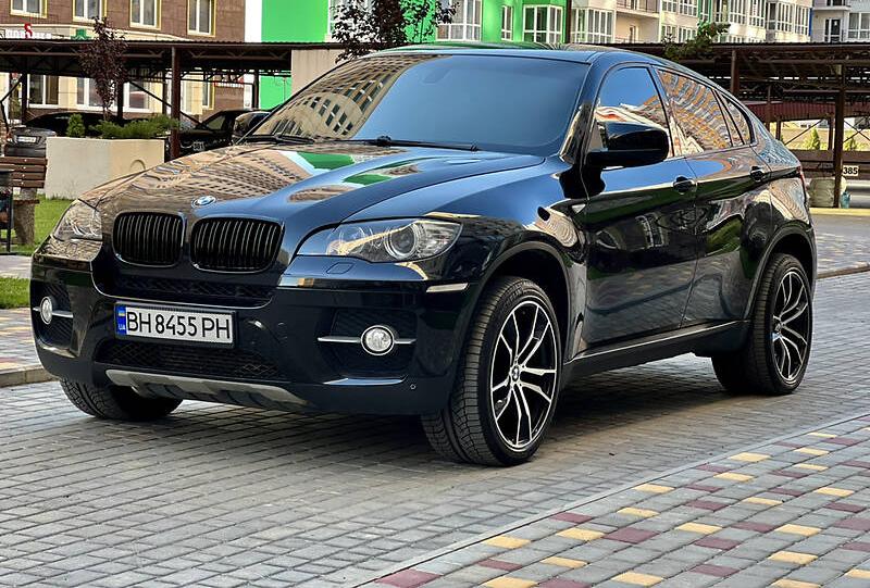 BMW X6 2011