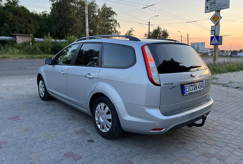 Ford Focus 2011