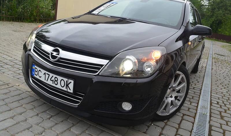 Opel Astra H 2008