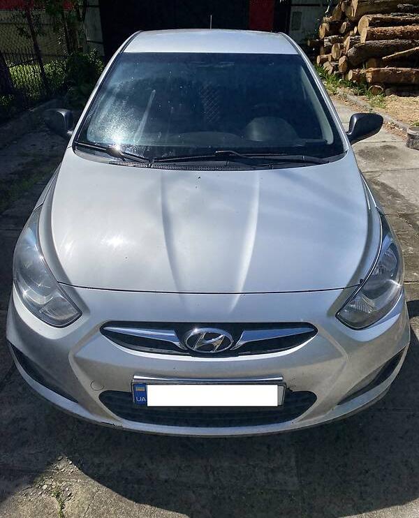 Hyundai Accent 2011