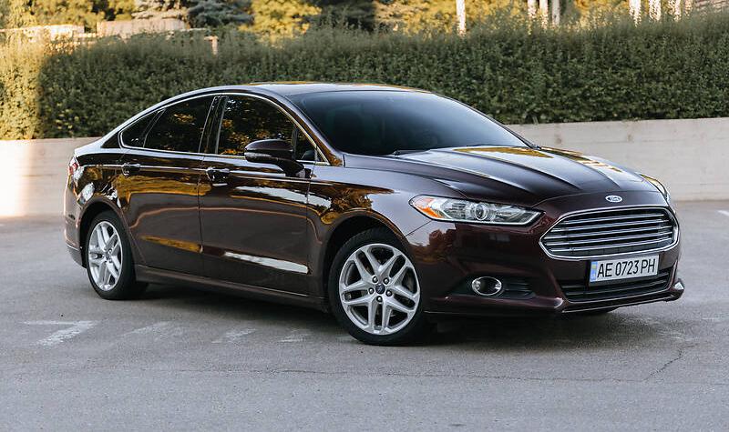 Ford Fusion SE  2013