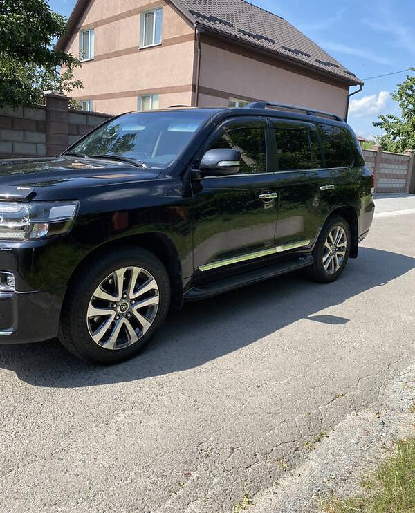 Toyota Land Cruiser 200 2017