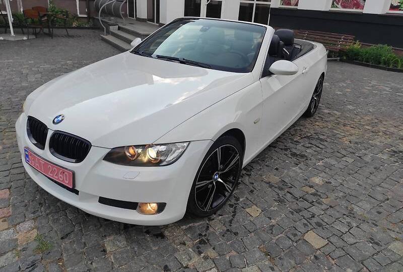 BMW 328 Cabrio  2009