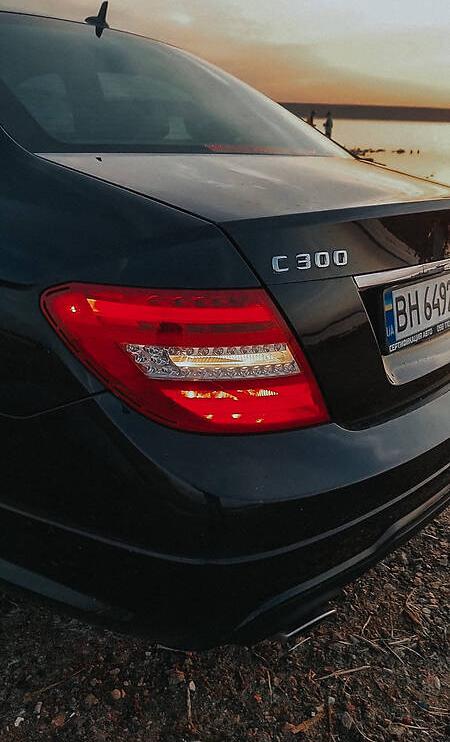 Mercedes-Benz C 300 2012