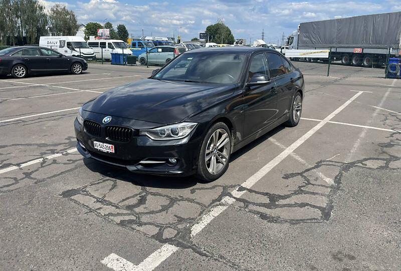 BMW 328 2013