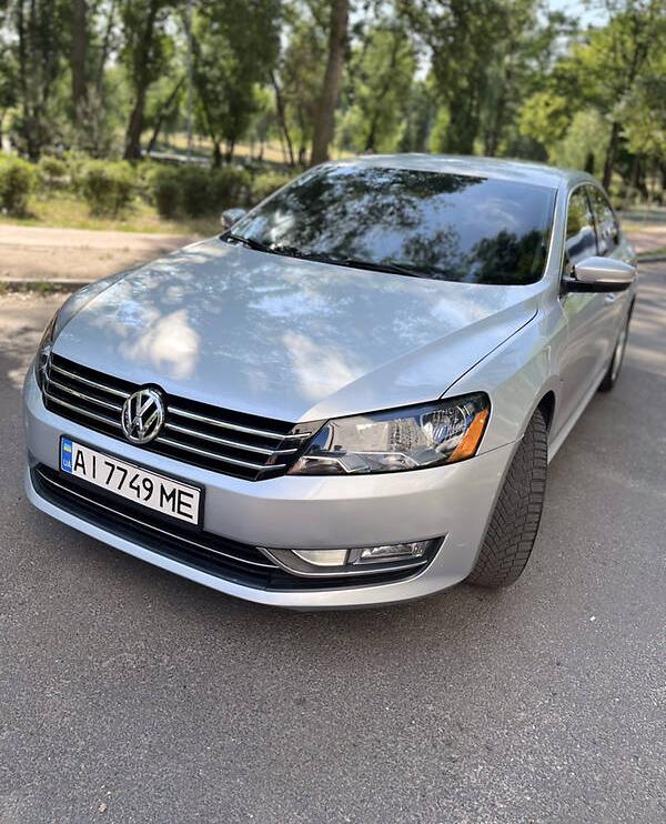 Volkswagen Passat B7 2012