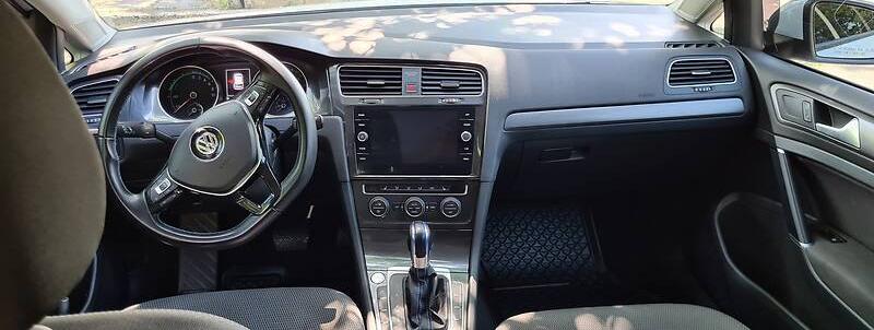 Volkswagen e-Golf 2017